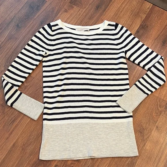 XS LOFT Sweater Bundle - Soft Knit Stripe & Cream Sweaters - Picture 5 of 10